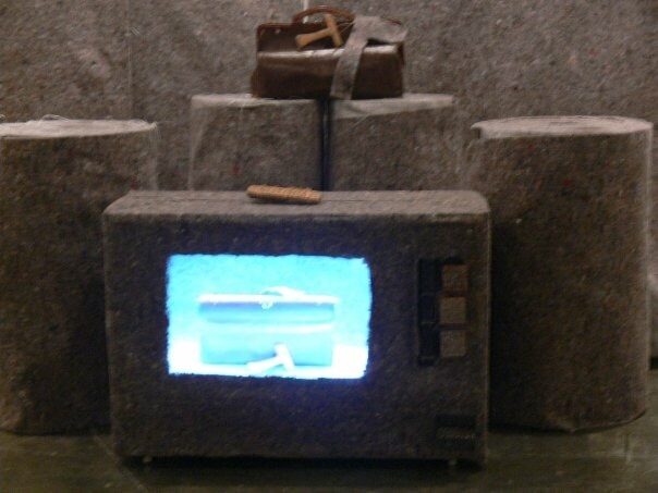 José Cosme · TV de Fieltro · felt television, Low-Tech y video art