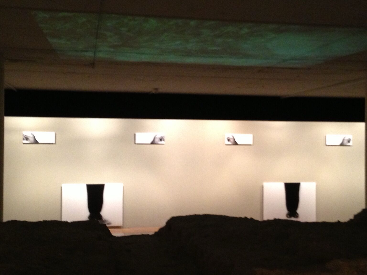 Ser y Huella by José Cosme, installation view at IVAM, Valencia